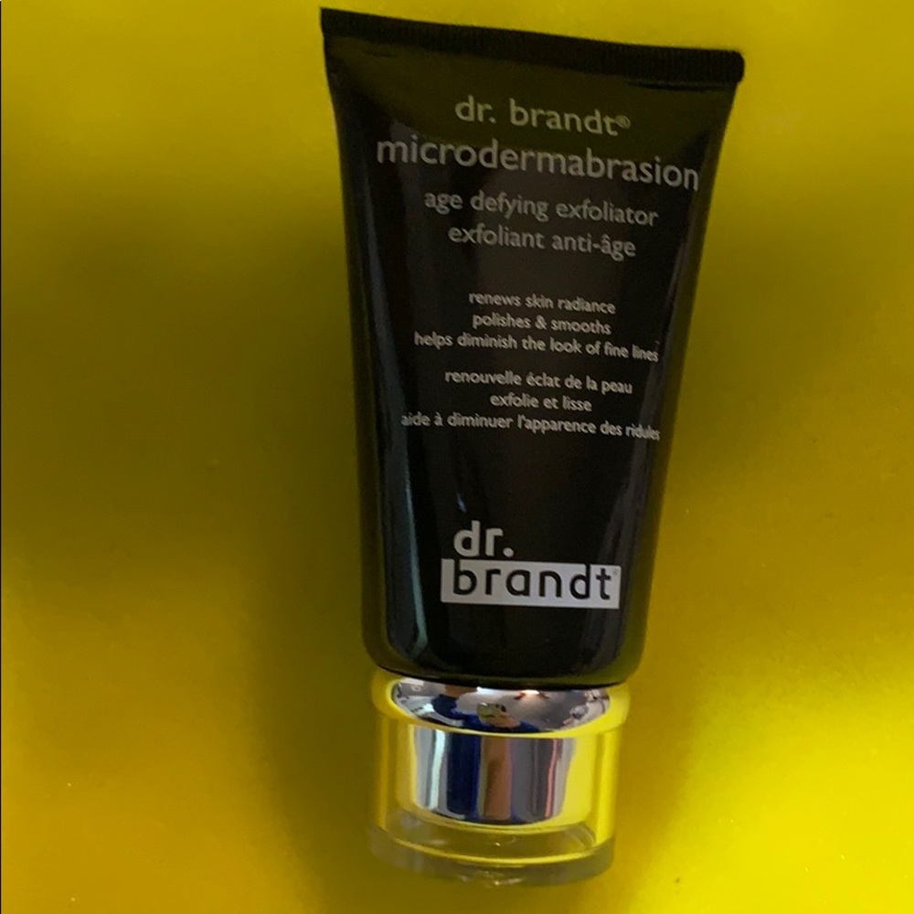Dr. Brandt microdermabrasion defying exfoliator